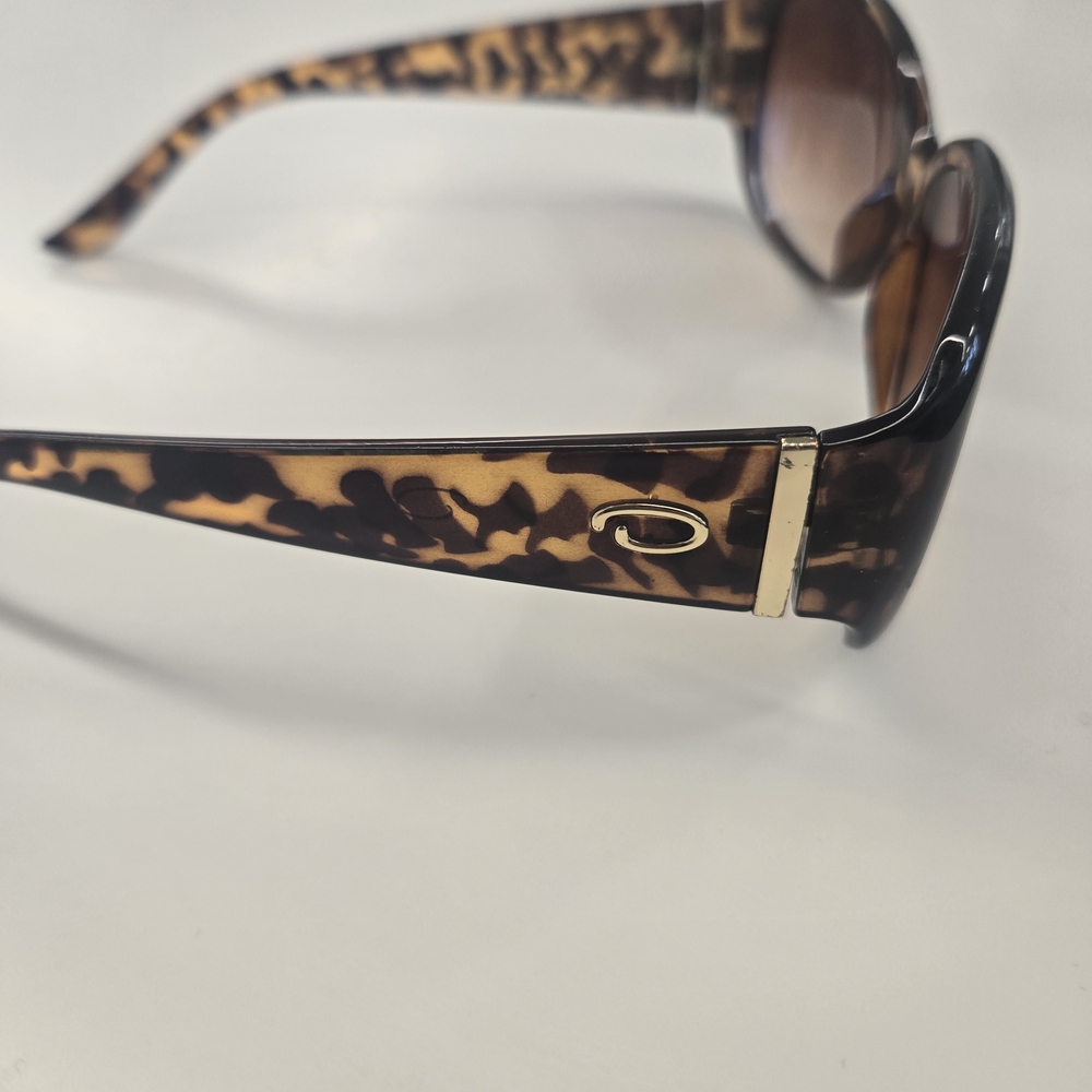 Oscar de la Renta Brown Patterned Sunglasses